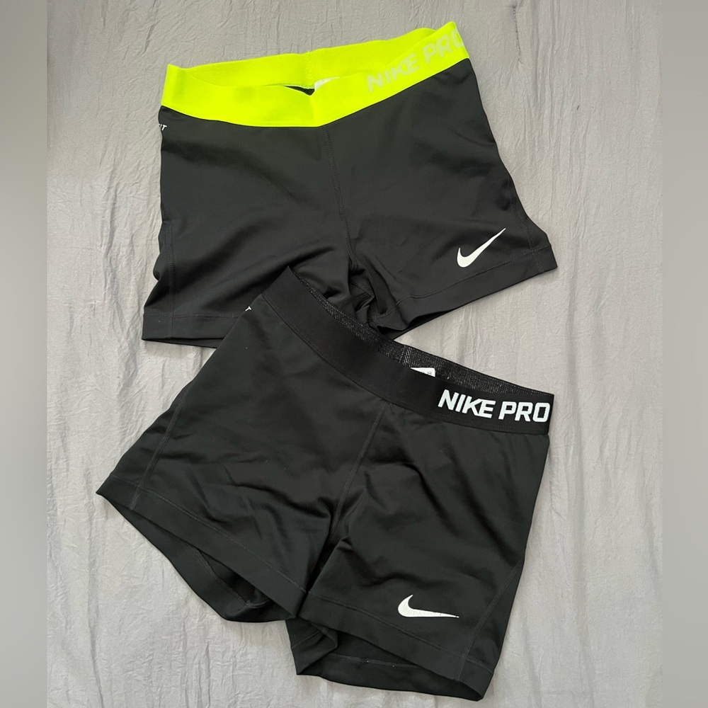 Nike Pro